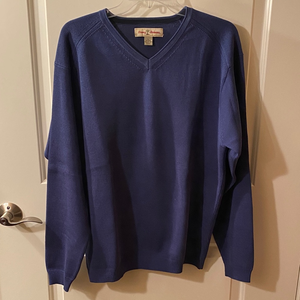 Tommy Bahama Men's V-Neck Sweater in Navy Blue